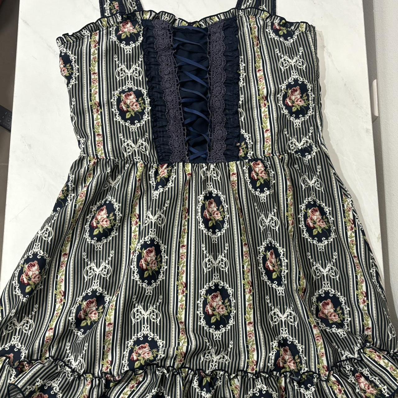 item listed by sneliz