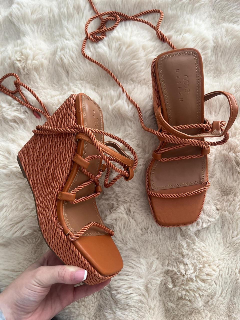 Burnt orange wedges online