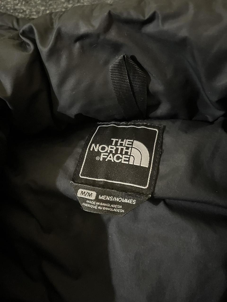 NORTH FACE gillet SIZE MENS M Small hole at back... - Depop