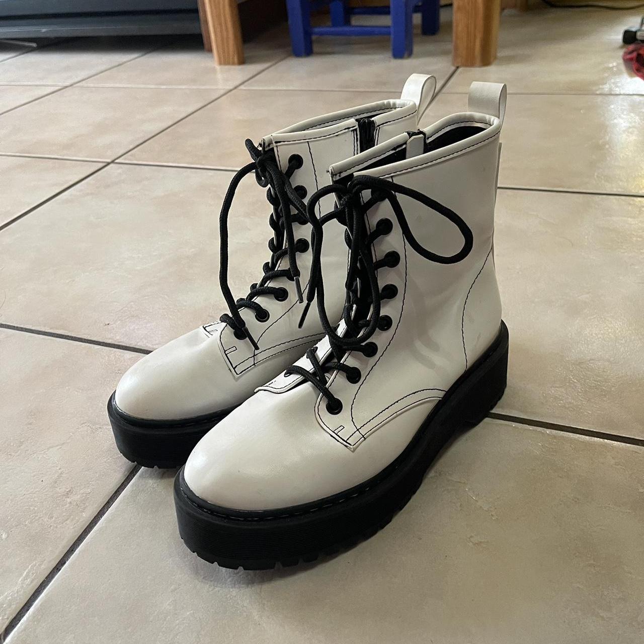 item listed by iwantelote