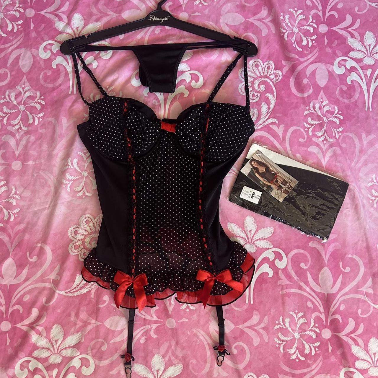item listed by thriftqu33nn