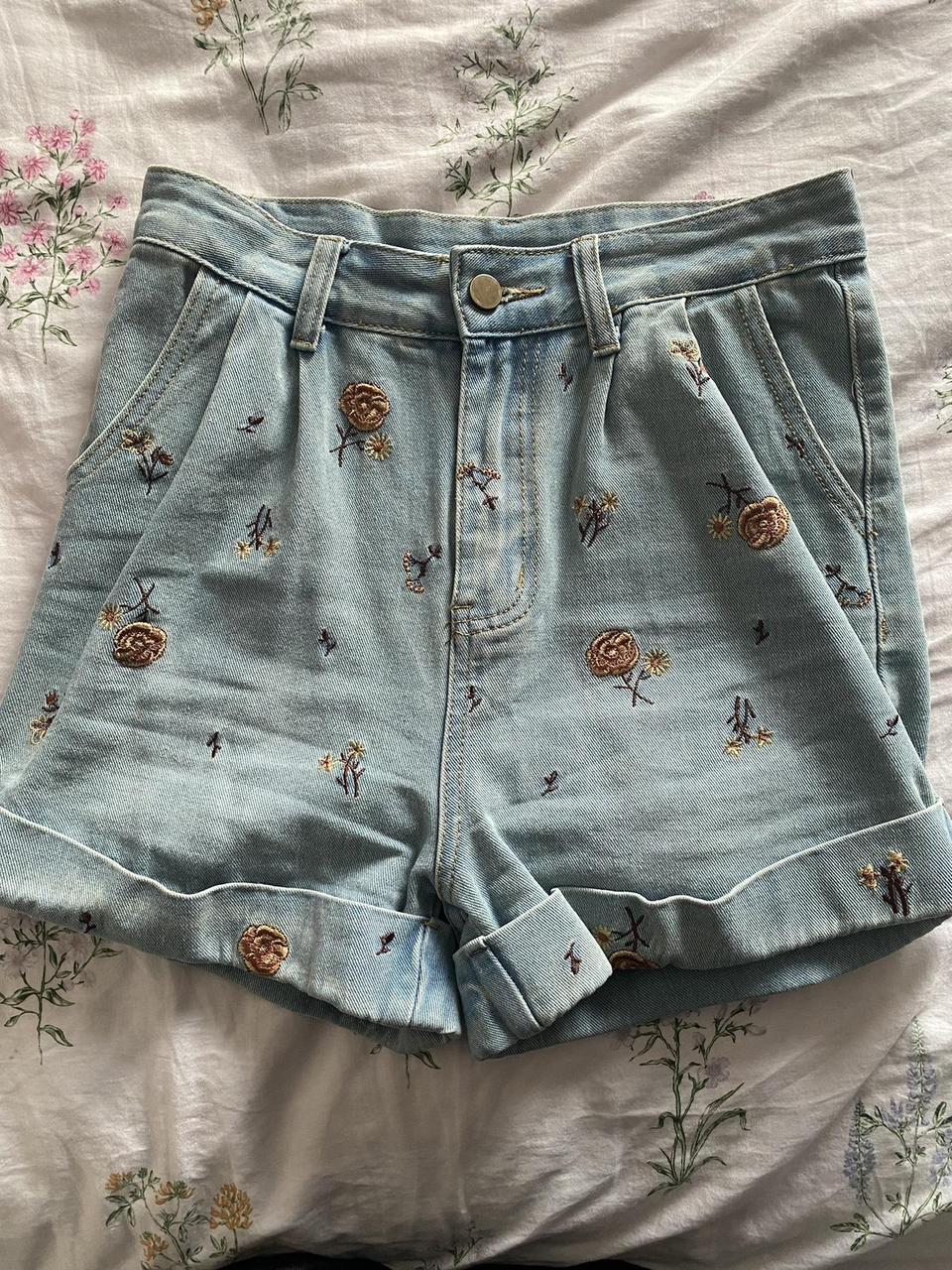 Romwe shops jean shorts