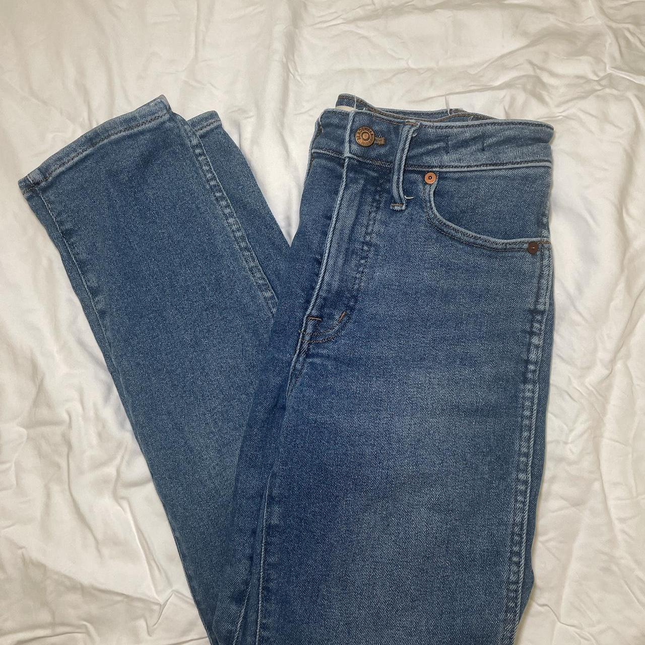 item listed by natalieebarr