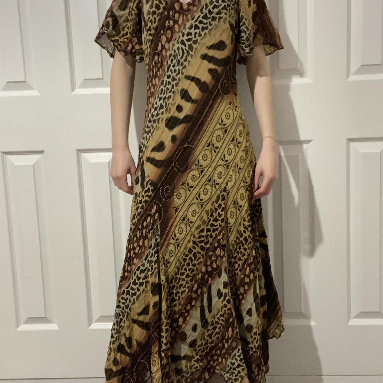 item listed by standoutfashion