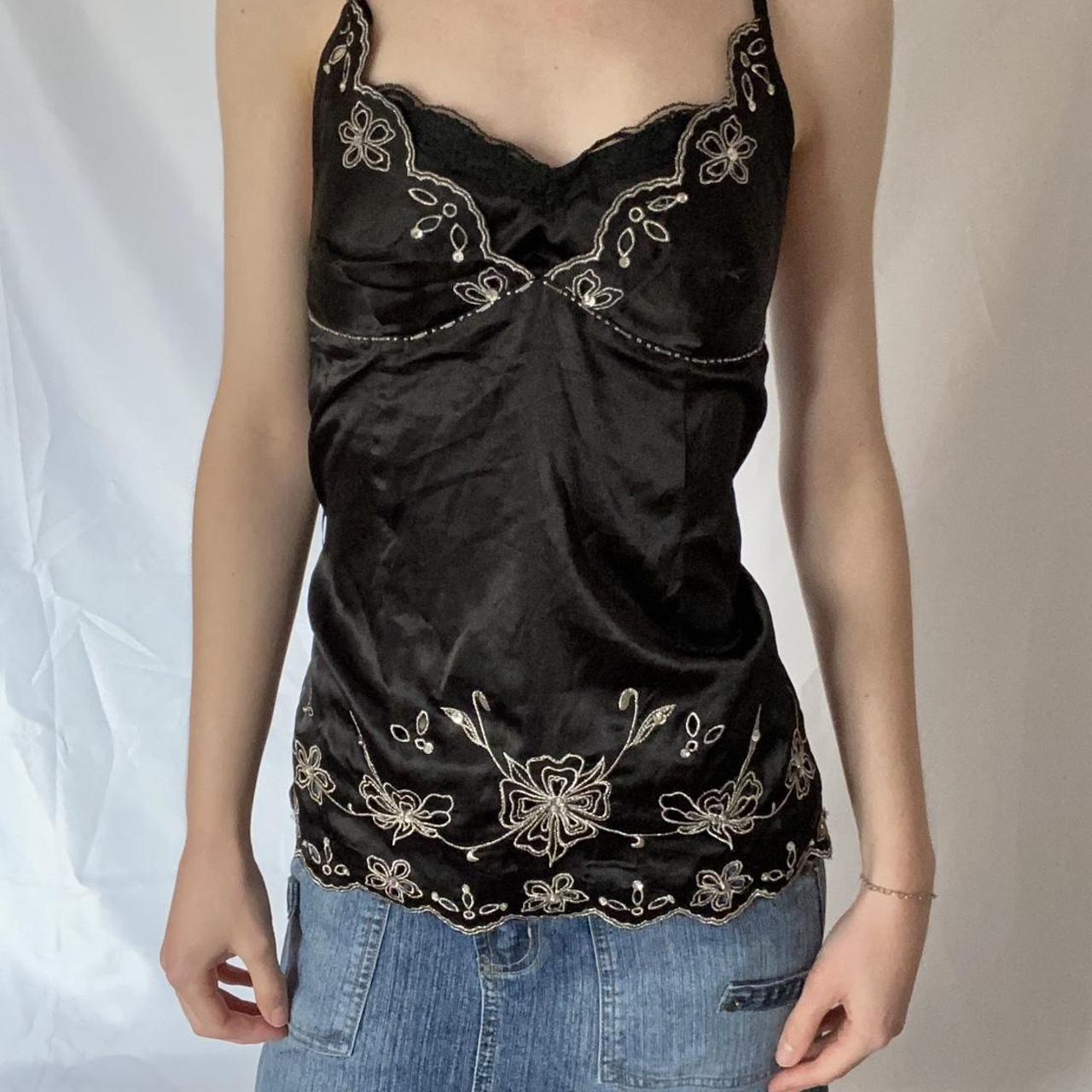item listed by standoutfashion