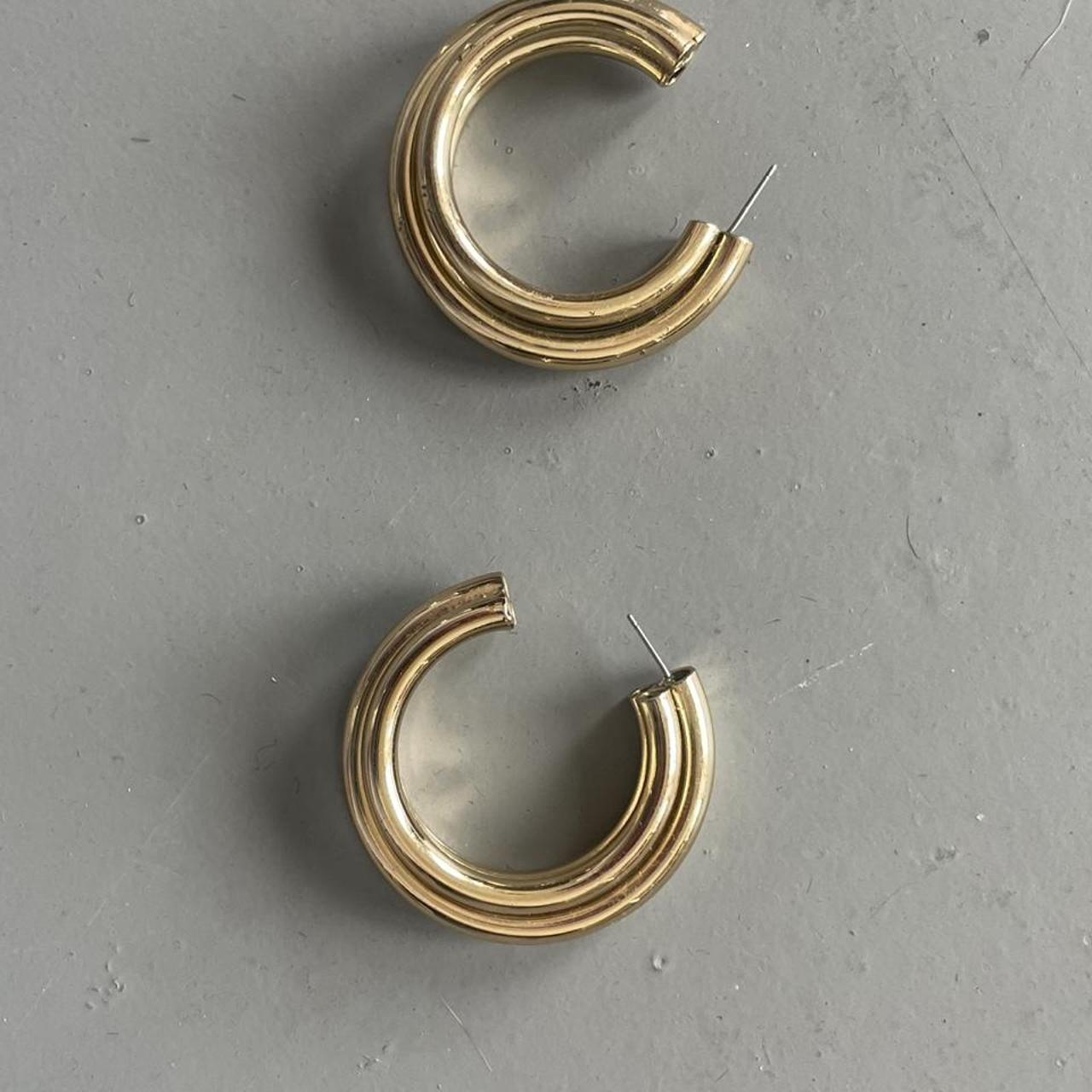 item listed by sslushpuppy