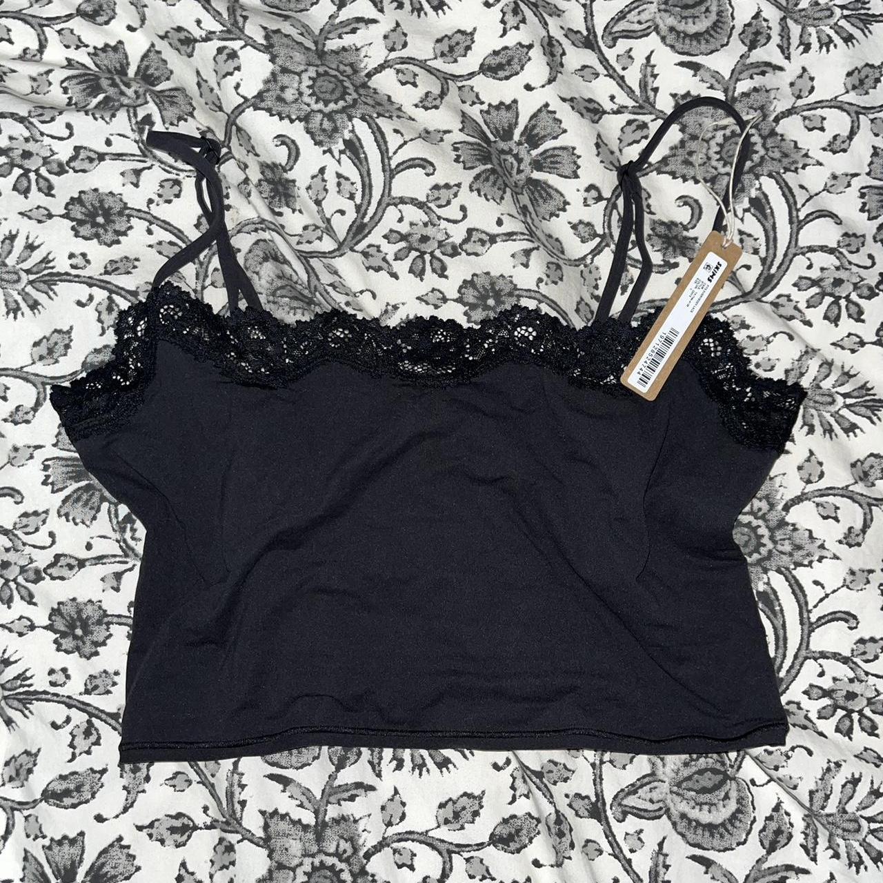 gray lace trim cami top! reminds me so much of skims - Depop